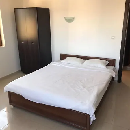 Vlas Villa